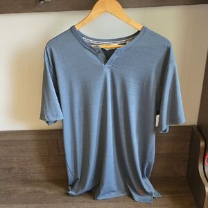 Outpost Maker's Men's Gray-Blue Short-Sleeve Henley Shirt